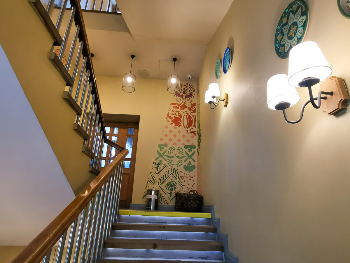                        Ресторан "Джонджоли"