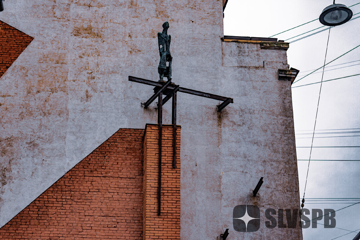 Женщинам - защитникам Ленинграда. Фотография автора.