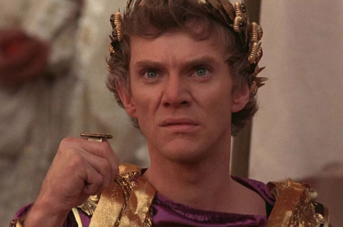 Кадр из фильма "Калигула", 1979 г.