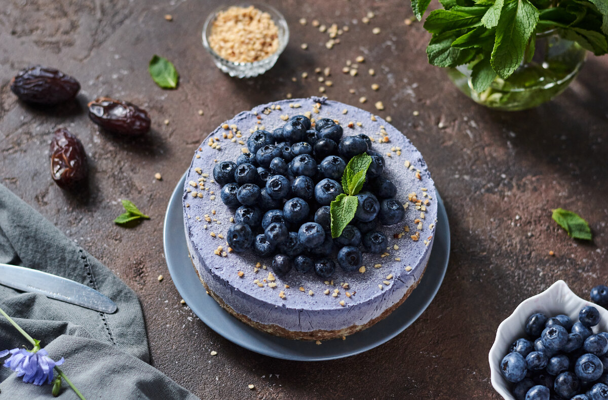 Berries on the Cake Top view