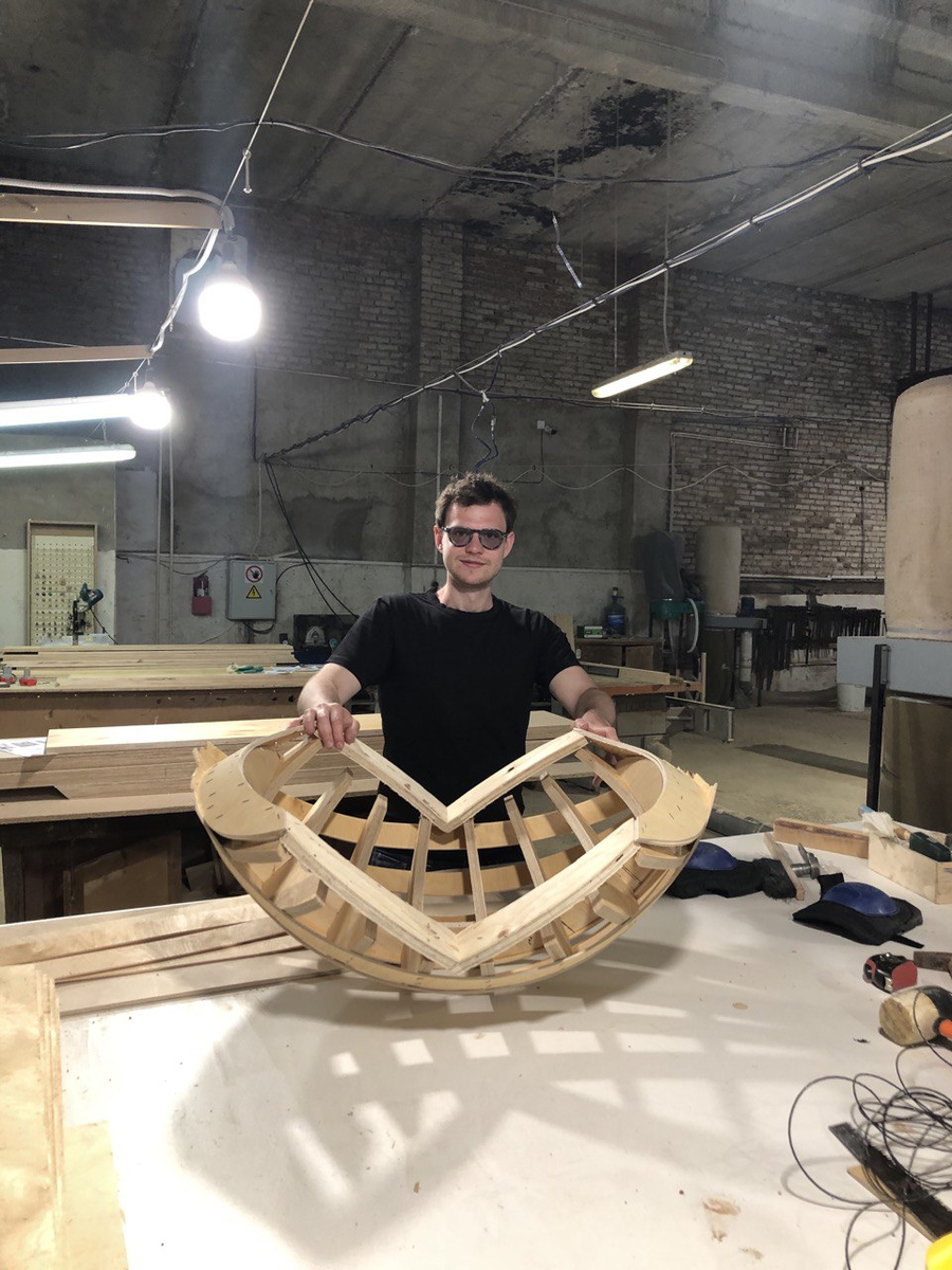 Юрий Лофиченко на втором производстве Loffilab.