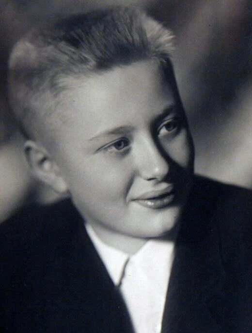 Андрей Мироновой в детстве. Фото: личный архив