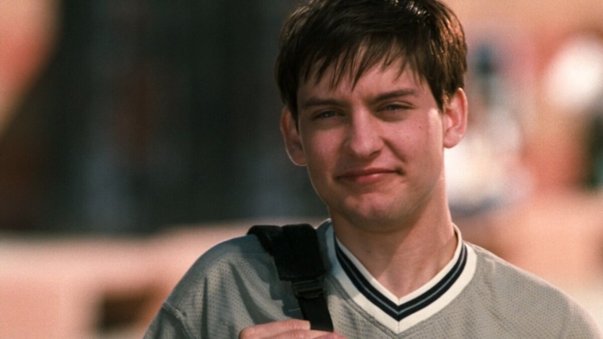 у Магуайра слишком специфический типаж, почти как у Демьяненко, которому роль Шурика поломала всю актёрскую карьеру