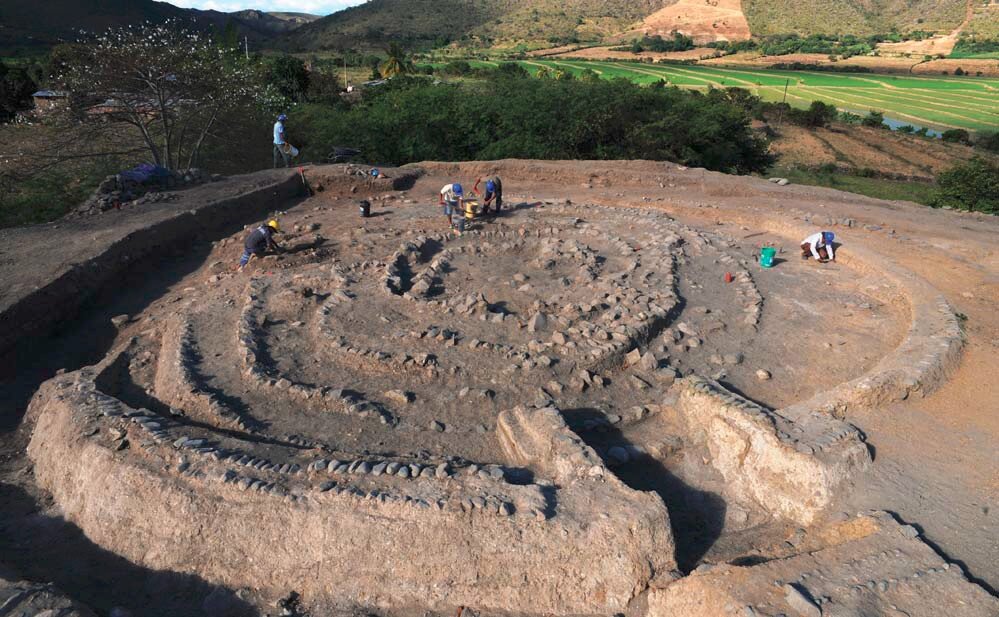 Раскопки спиралей в городе цивилизации Монтегранде