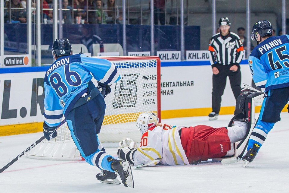    Лучшим игроком дня стал вратарь ХК "Сибирь". Фото: пресс-служба ХК "Сибирь"