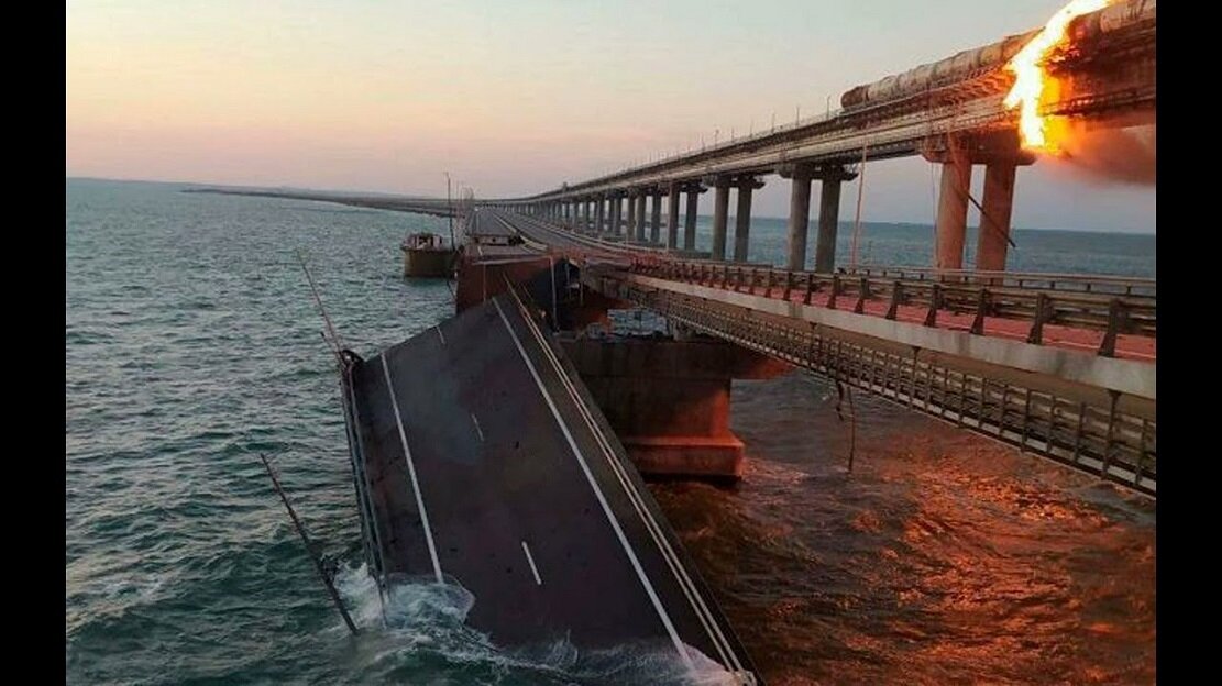 СК России установил личность водителя взорвавшегося на Крымском мосту грузовика: предположительно это азербайджанец Махир Юсубов