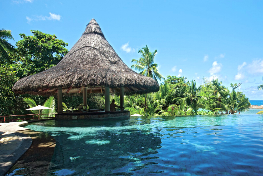 Роскошный вид на Сейшельских островах в отеле Constance Lemuria Seychelles