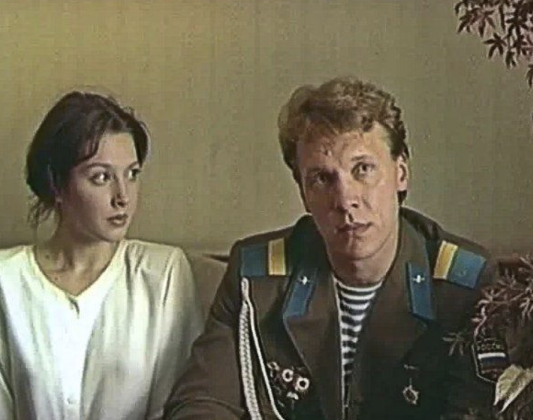 Ольга Понизова в фильме «всё будет хорошо!» 1995 Год. Маша Савельева Мисс Телевидение. Кадры из фильма все будет хорошо 1995. Анатолий Журавлев Збруев в фильме.