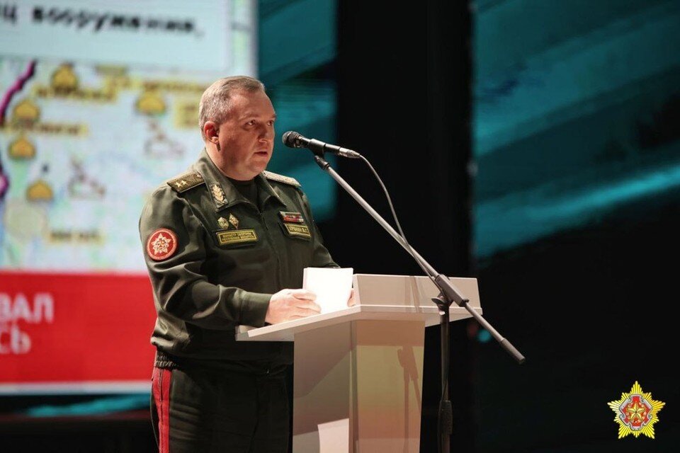    Глава Минобороны заявил, что Беларусь ни на кого не собирается нападать. Фото: телеграм-канал Министерства обороны Беларуси