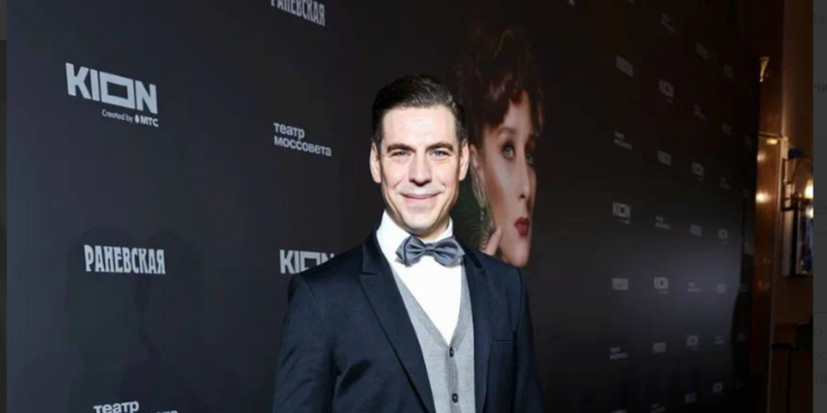 дмитрий дюжев фото 2021. дмитрий дюжев 2022. дмитрий дюжев. дмитрий дюжев фото 2023. дюжев 2022.