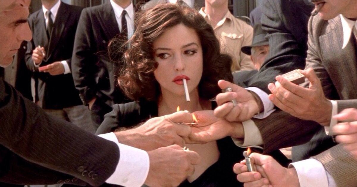 В каких же женщин влюбляются все?