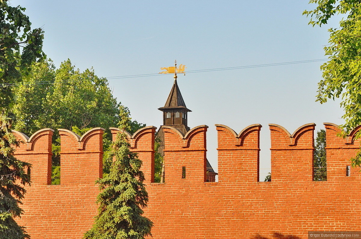 Зубцы Тульского кремля