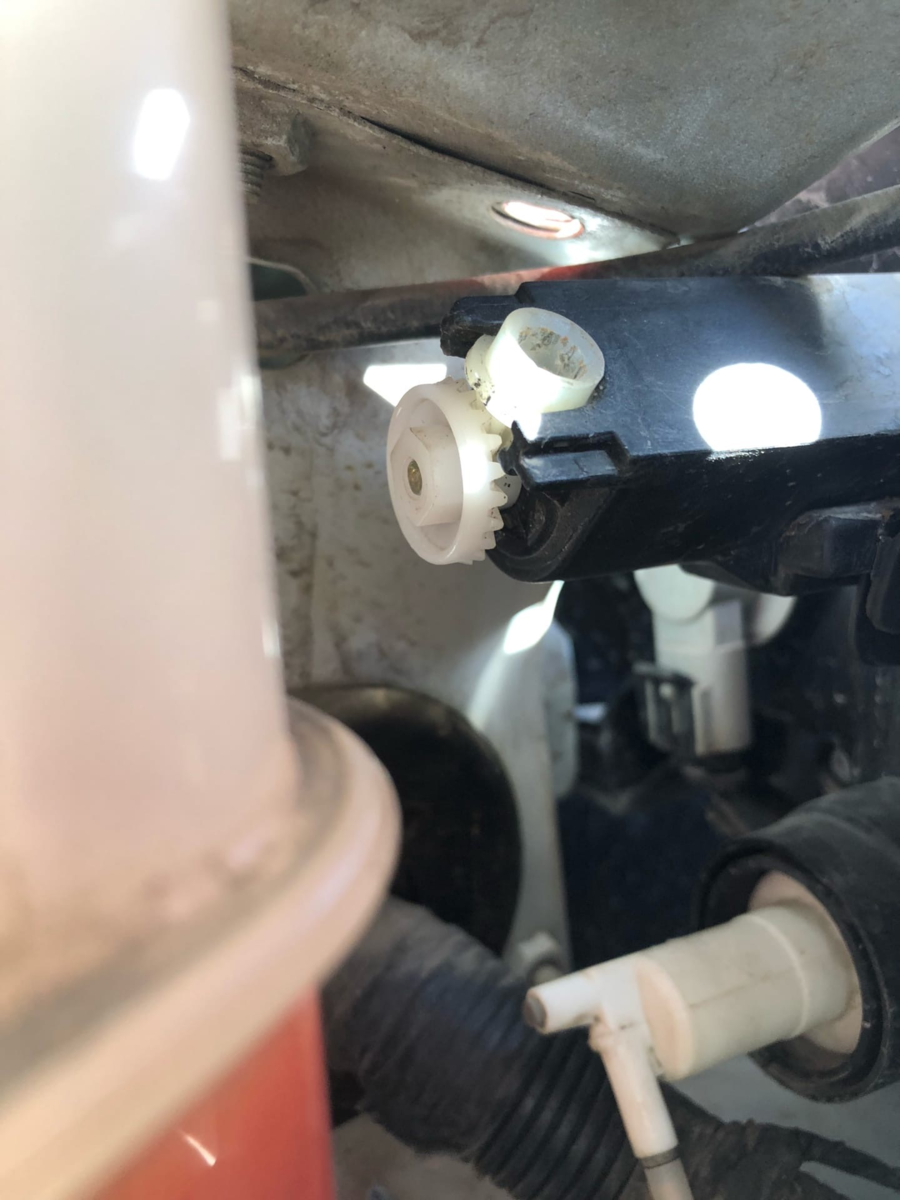 Улучшаем головной свет на Гранте, фары будут светить как прожектора ...