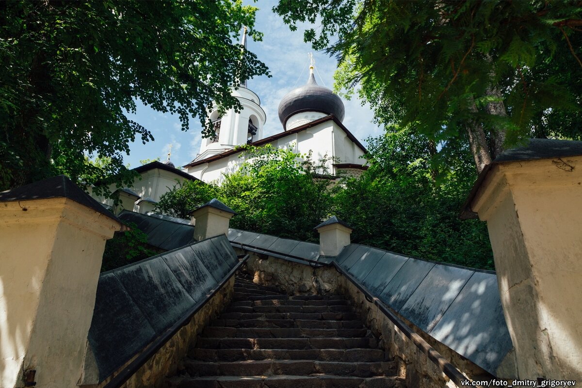 Святогорский Успенский монастырь (Пушкинские горы) Псков