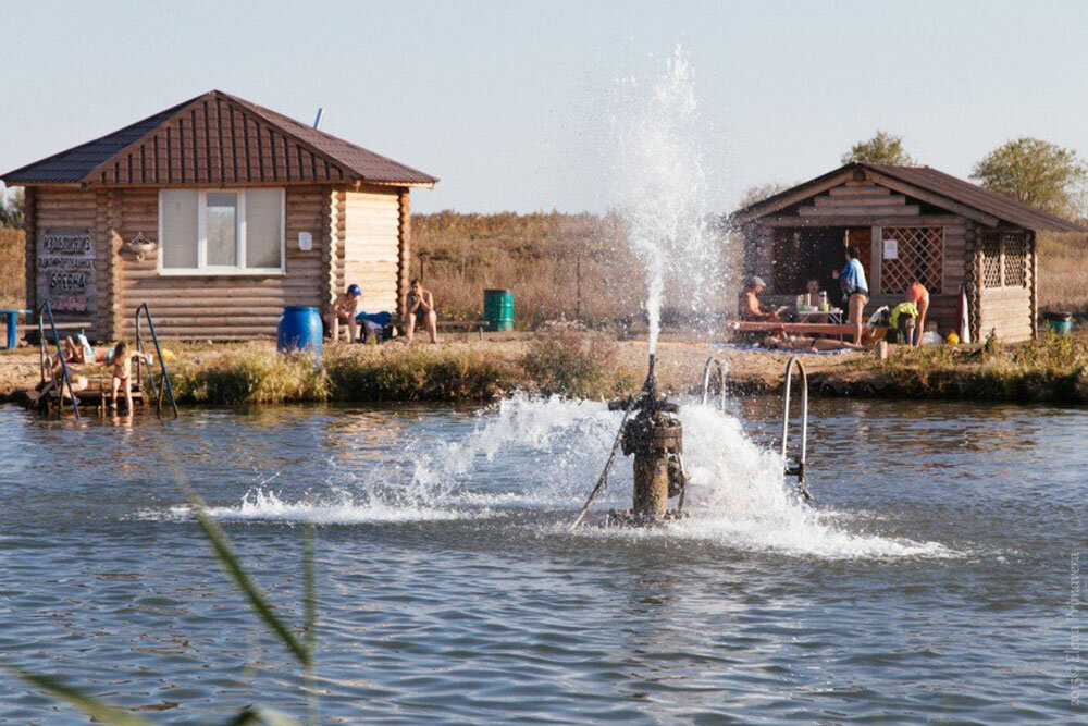 Энгельс вода. Сероводородный источник в Энгельсе. Сероводородный источник Энгельс Взлетный. Сероводородный источник Саратовская область. Сероводородный фонтан Энгельсский.