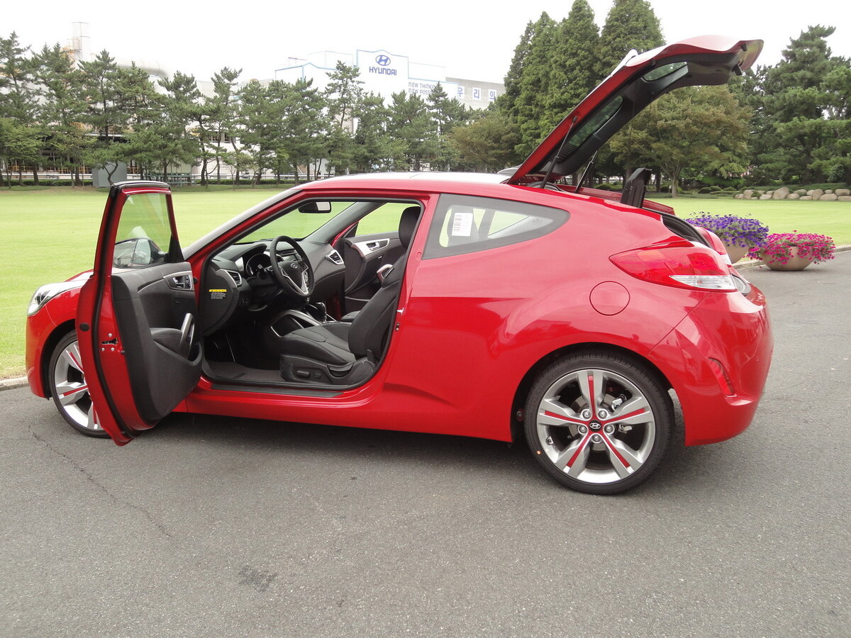 Hyundai 3 Veloster