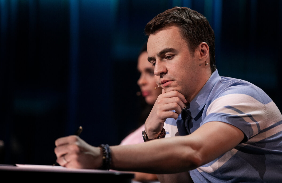 Присаживайтесь поудобнее, нам будет о чем поговорить.