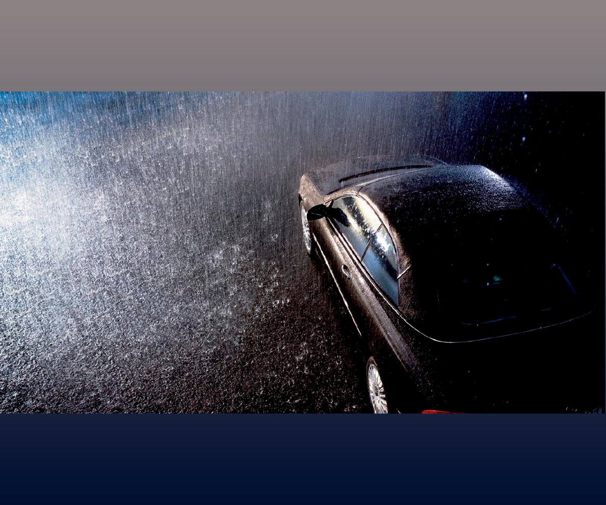 Ливень, ночь и пробитые колеса...