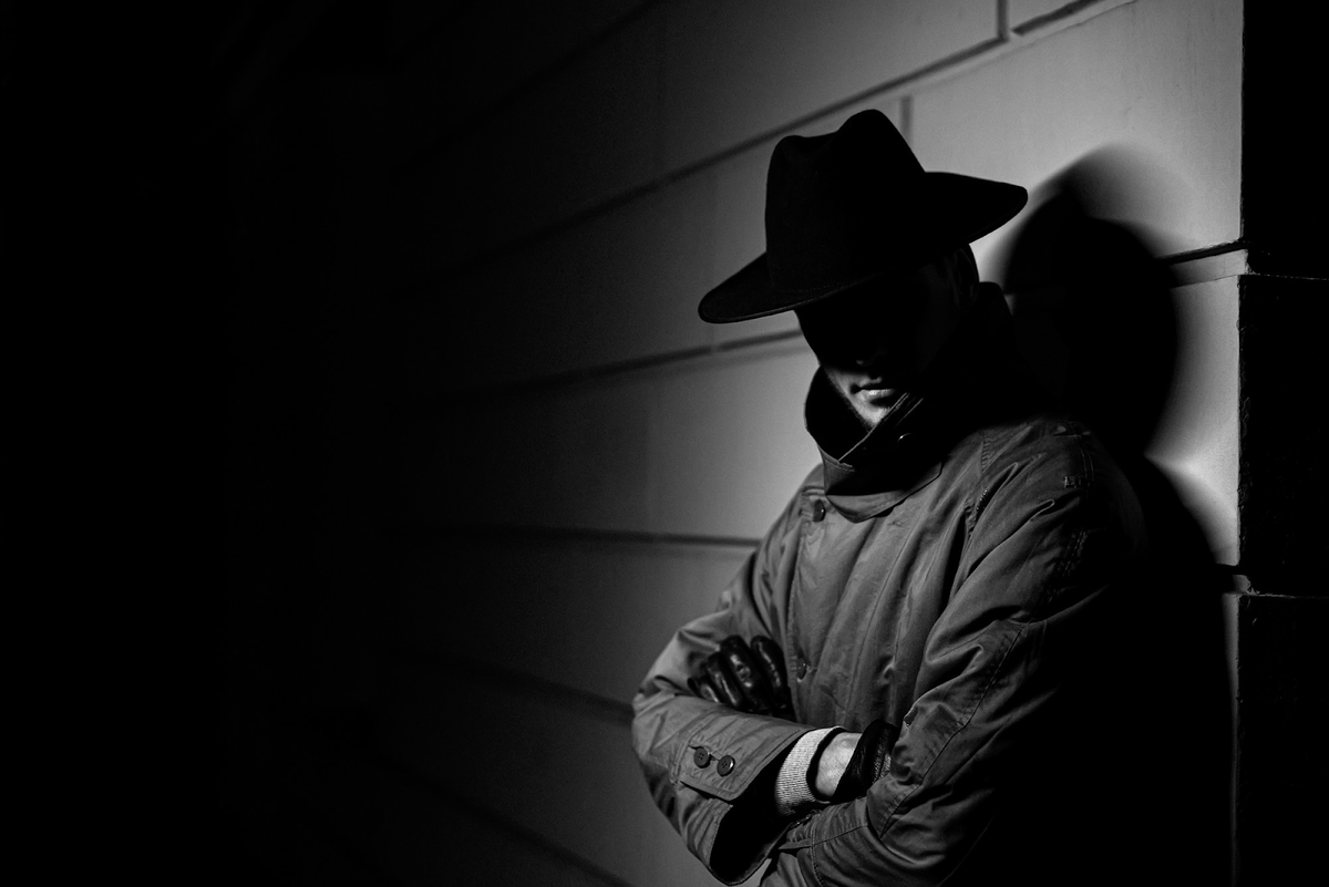 1 ночь с шляпой. Фото 5 ночей с шляпой. Британский шпион Геранд.