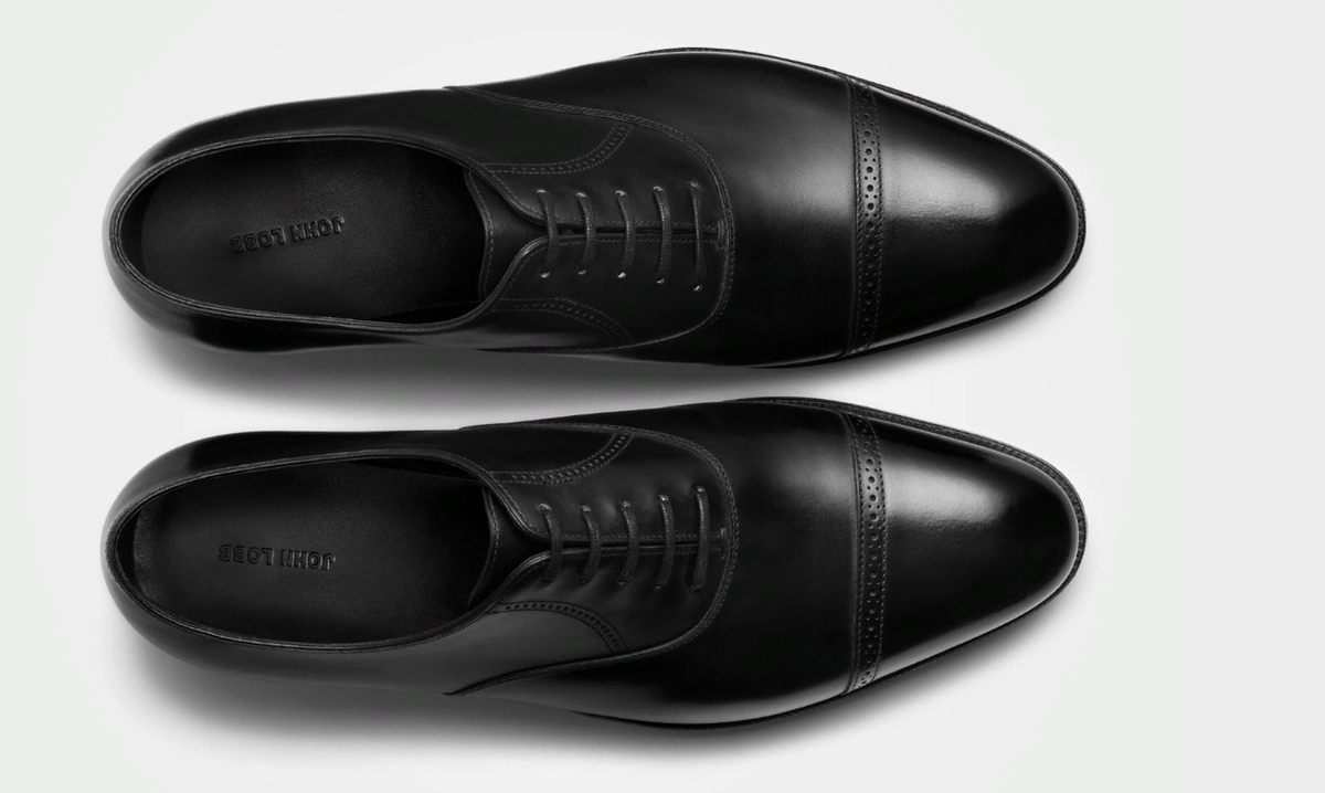 ФОТО: johnlobb.com           Philip II    Black Oxford     €1,545