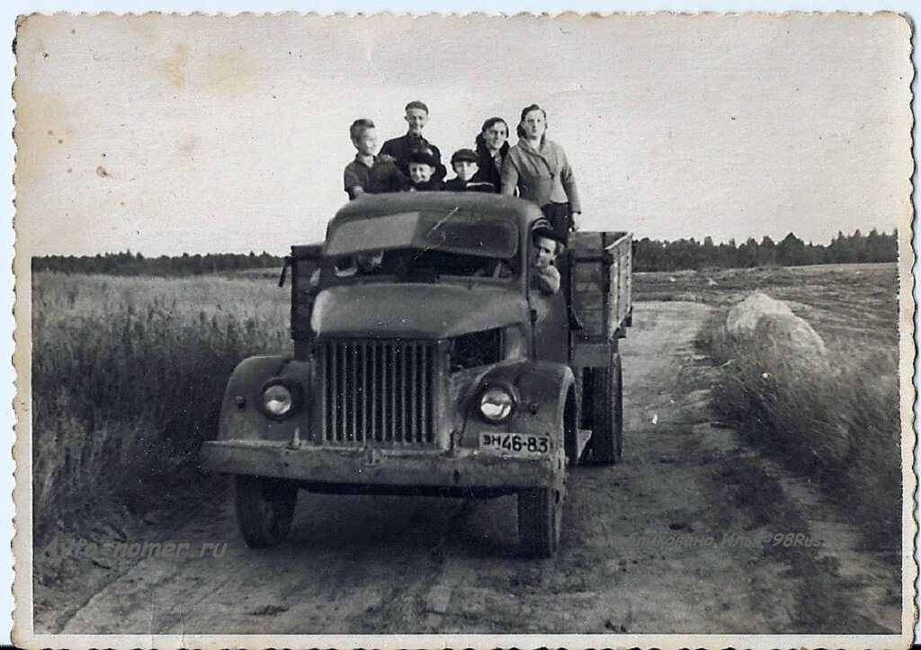 Полуторка в колхозе. Грузовик ГАЗ 51. ГАЗ-51 грузовой. ГАЗ-51 1947. ГАЗ 51 1961.