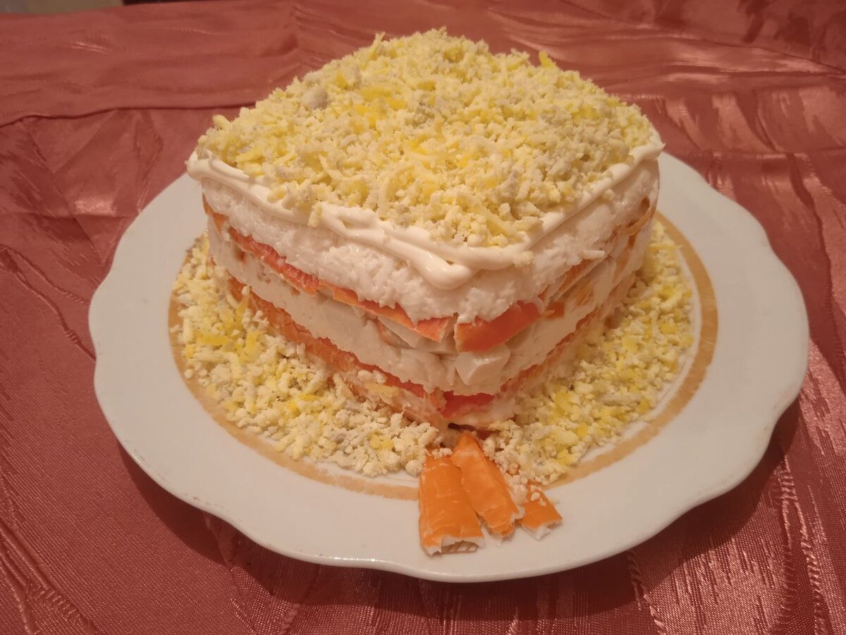 Закусочный тортик из крабовых палочек, новая подача старой забытой закуски