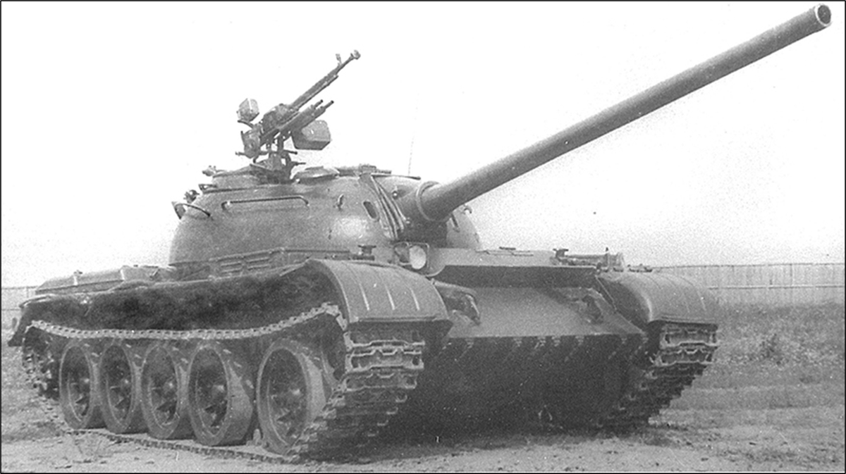 1951 танк. Т-54 средний танк. Т-54 1951. Танк т 54 1951. Т-54 танк СССР.