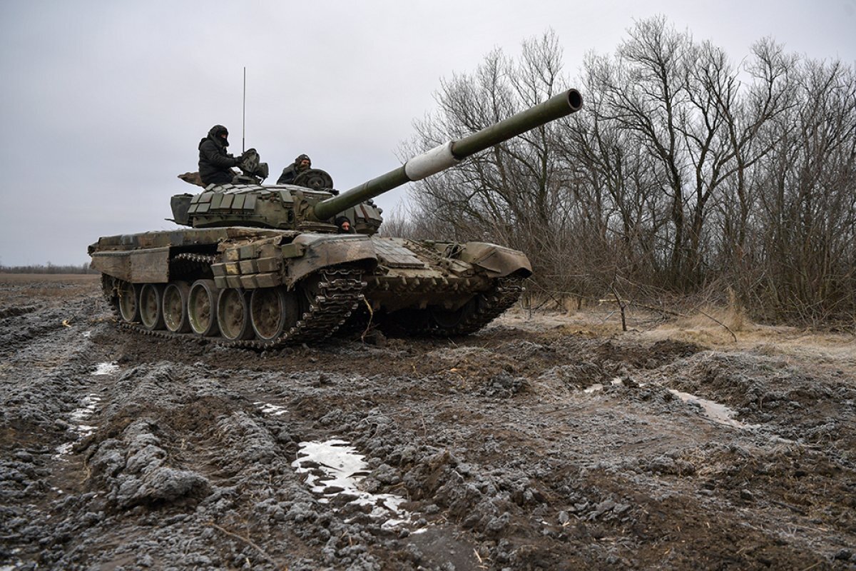    Командир танковой роты рассказал о сдающихся в плен украинских военных