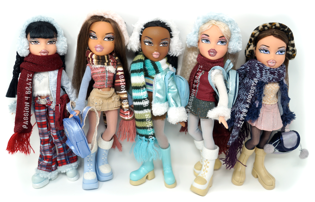 Let it snow! Beautiful barbie dolls, Christmas barbie, Barbie dolls