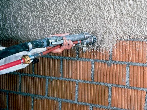 Гипсовая смесь машинного нанесения