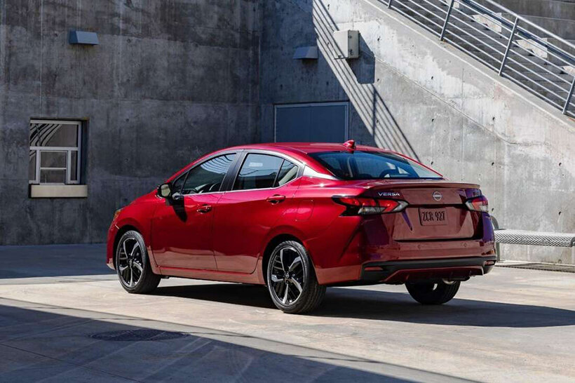 Сколько стоит самый дешевый новый автомобиль в США?