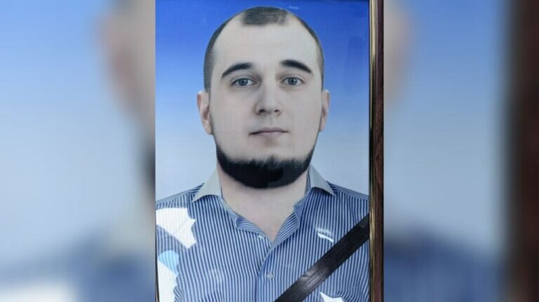    В Бузулуке простились с бойцом ЧВК Романом Фроловым, погибшим в ходе СВО Белов Михаил Александрович