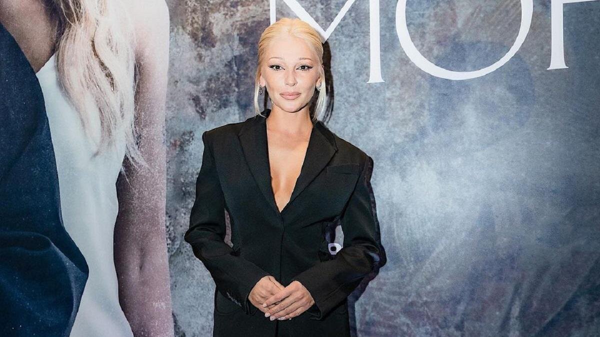    Настя Ивлеева:instagram.com/_agentgirl_