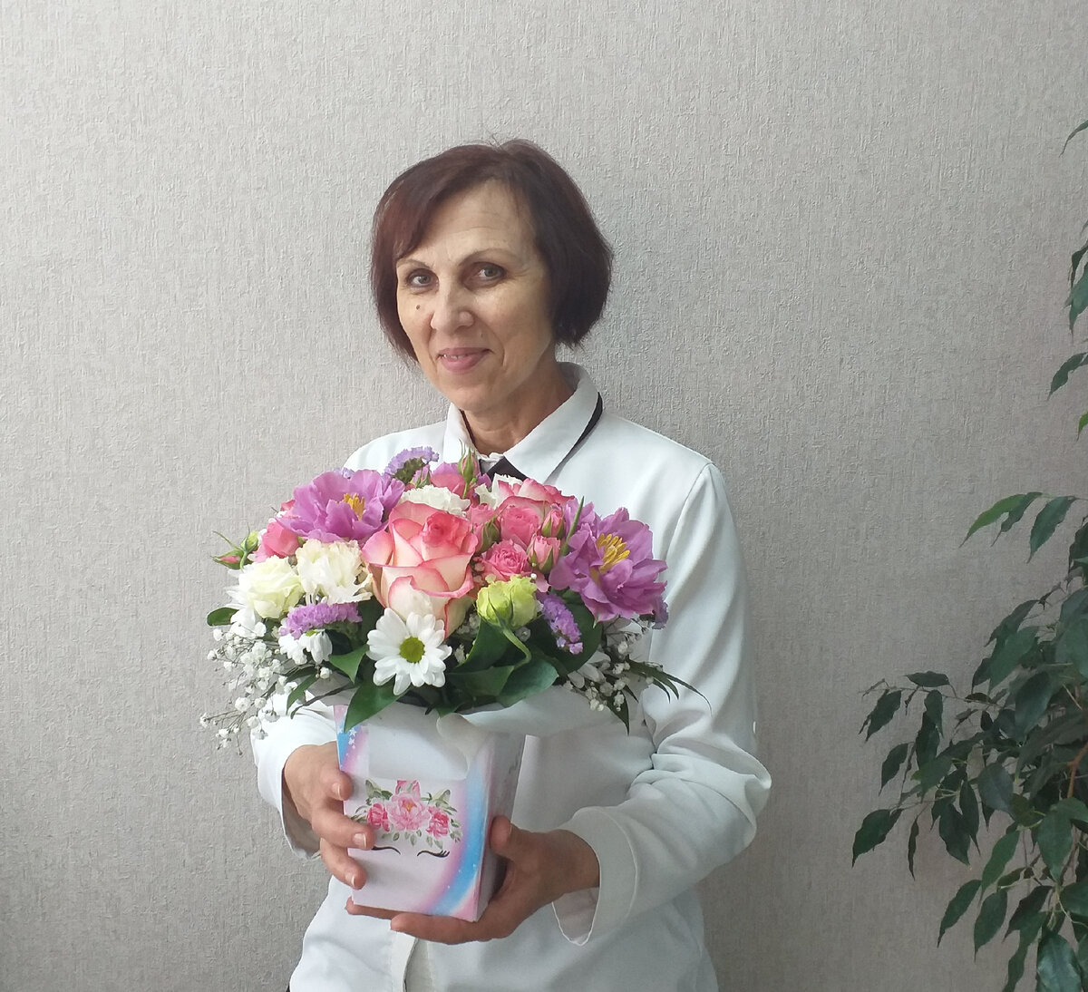 Шикарный букет к Дню рождения подарили мне коллеги