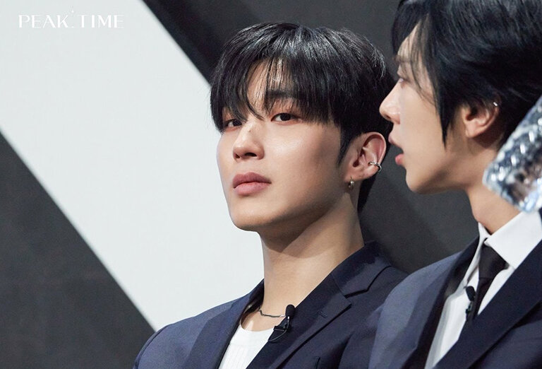 Мун Чоноп TEAM 24:00 отличный танцор, певец и просто красавчик