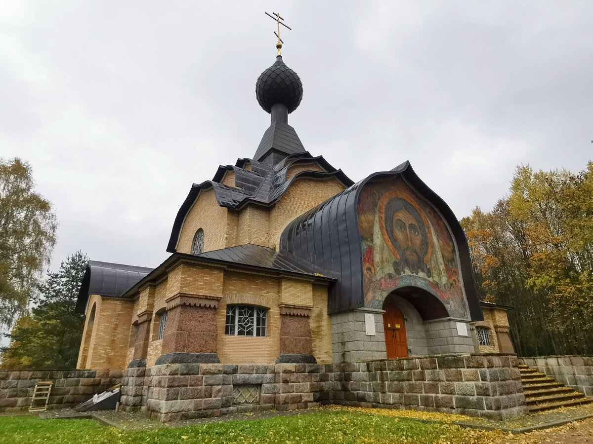 Храм Святого Духа - церковь в неорусском стиле