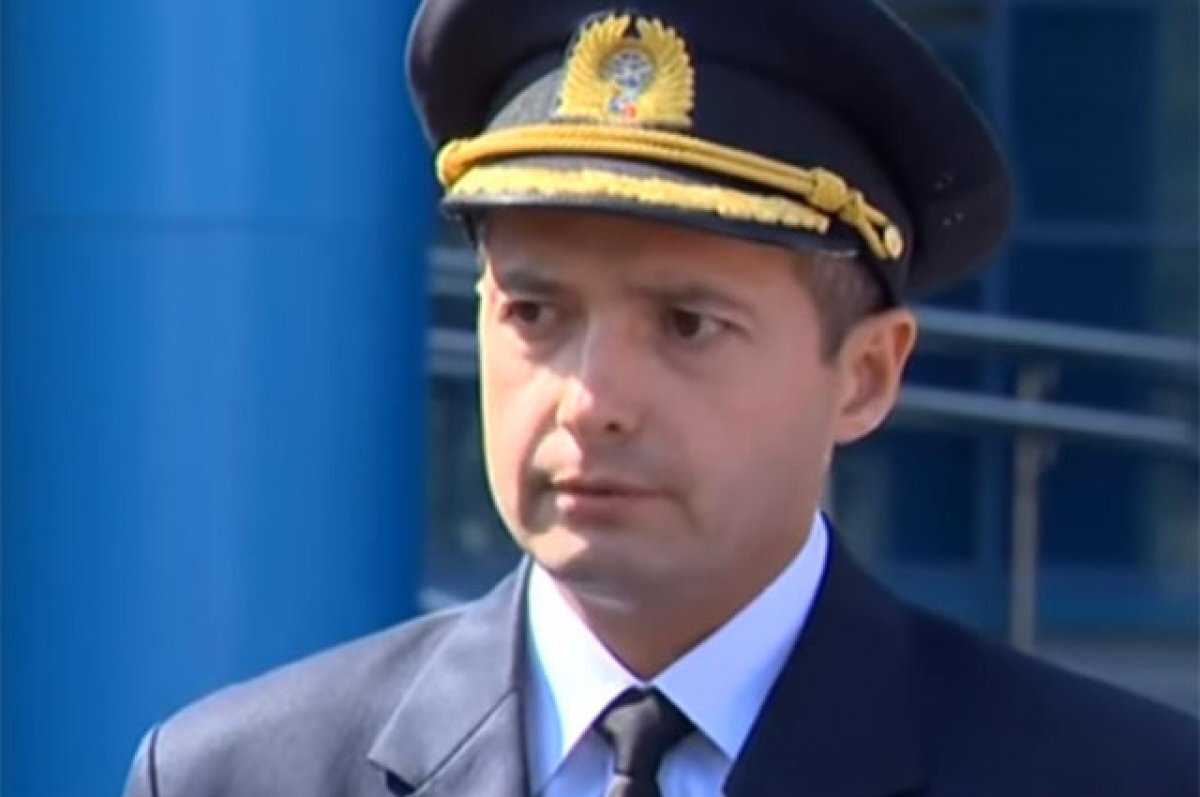    Летчик Дамир Юсупов сам предложил, чтобы в кино его сыграл Егор Бероев.