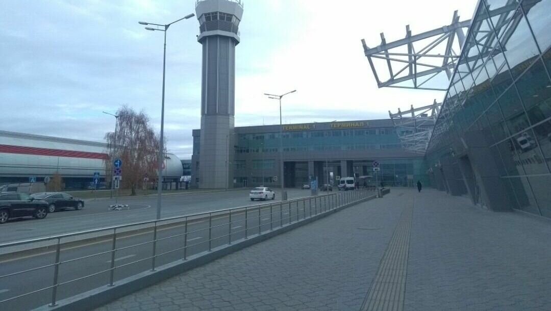     В Лаишевском районе Татарстана собираются отремонтировать тротуары из брусчатки на территории аэропорта «Казань» за 45,49 миллиона рублей. Соответствующий тендер появился на сайте госзакупок.