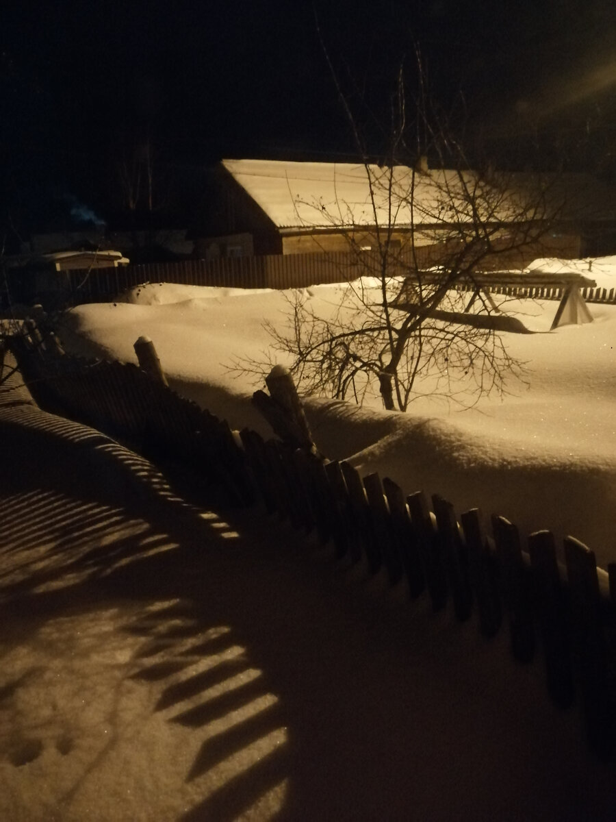 За такие сугробы мы любим Карелию. Настоящая зима. 