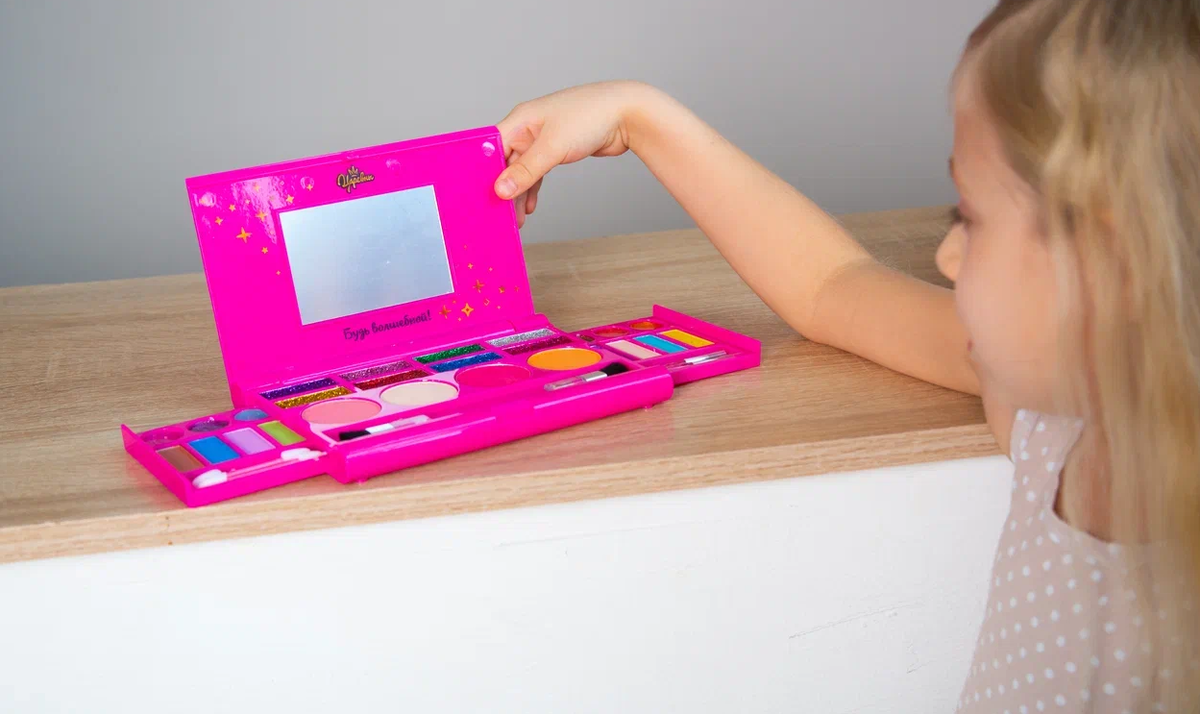 Детская косметика "Милая леди", которая не вызывает аллергии и является полностью безопасной для вашего ребенка 