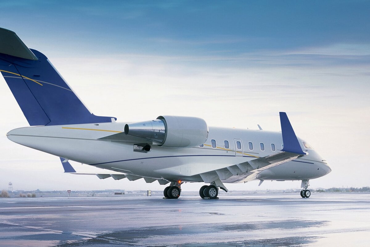 Bombardier Challenger 605