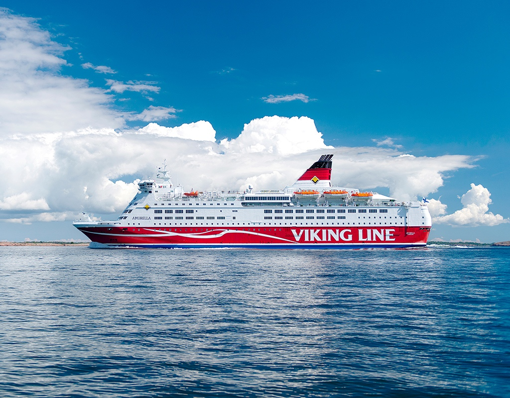 Первые линии туры из спб. Viking line паром Хельсинки. Викинг лайн паром Хельсинки Стокгольм. Паром Швеция Финляндия Викинг лайн. Viking line паром Финляндия Швеция.