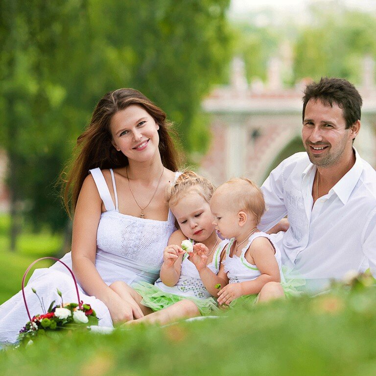 История жизни обычной семьи 30. Красивая семья. Счастливая семья. Семейная фотосессия. Православная семья.