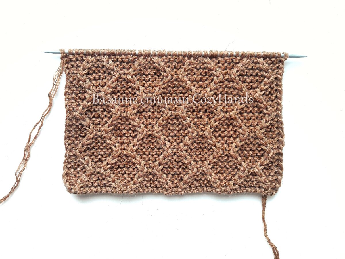 Лицевая сторона узора Ромбы на платочной вязке