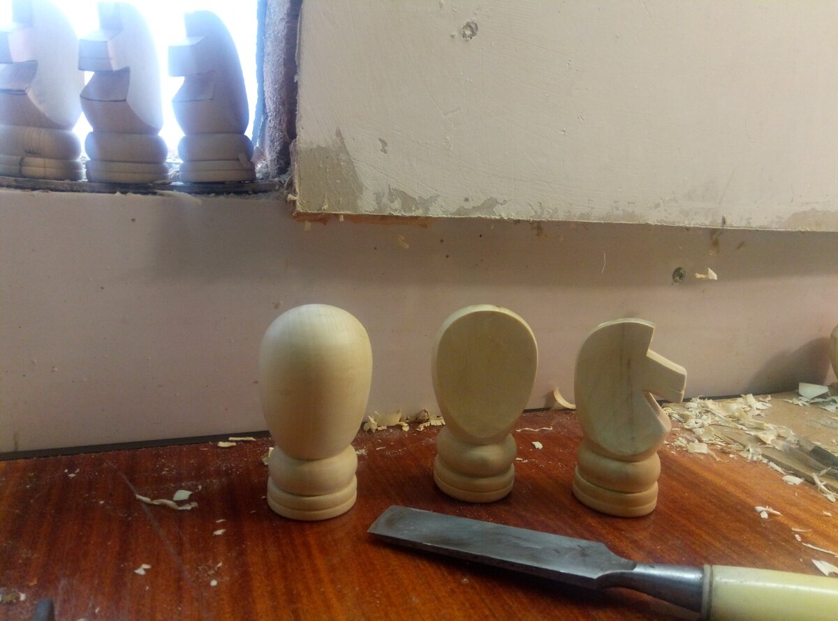 все этапы изготовления шахматного коня