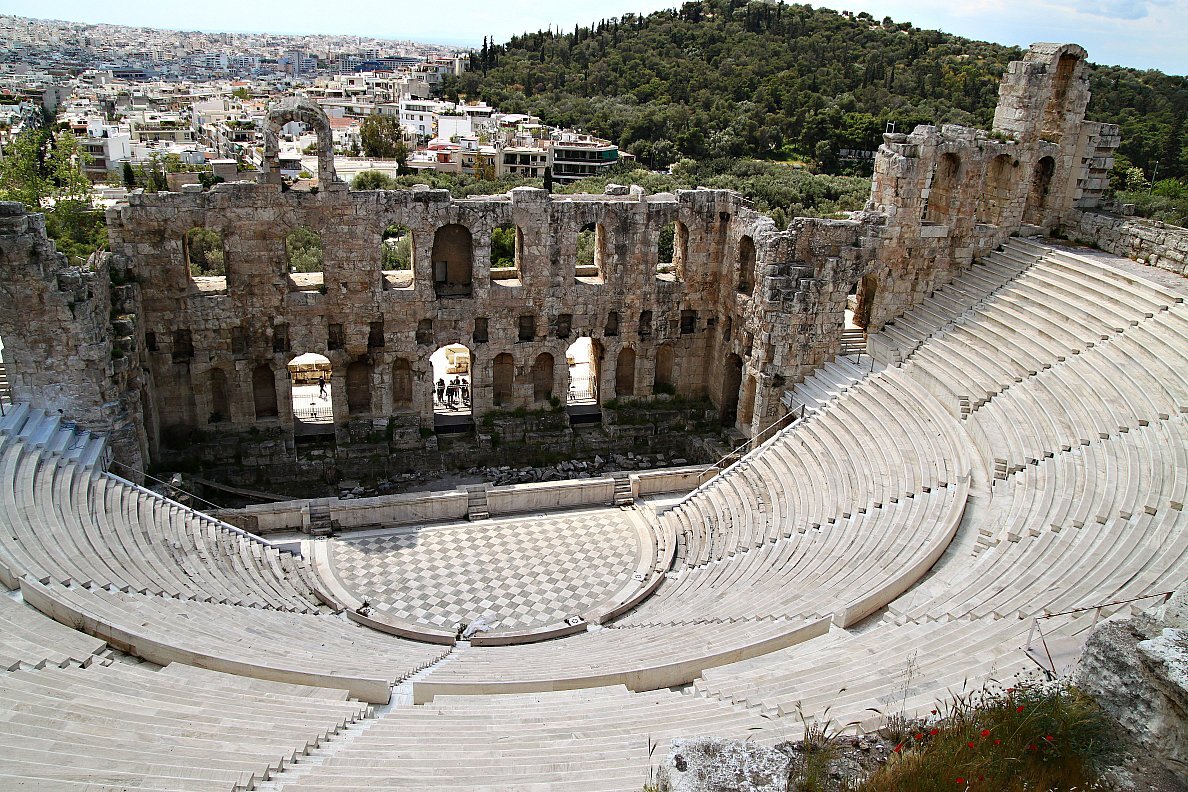Первый театр в древней греции фото