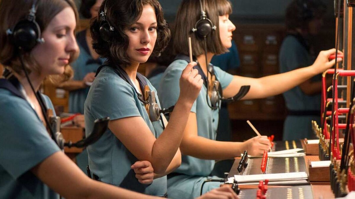 Дата выхода: 28 апреля 2017 г. Жанр: драма
Страна: Испания
Режиссёры: Карлос Седес, Антонио Эрнандес, Рохер Гуаль, Давид Пинильос, Мануэль Гомес Перейра, Густаво Рон