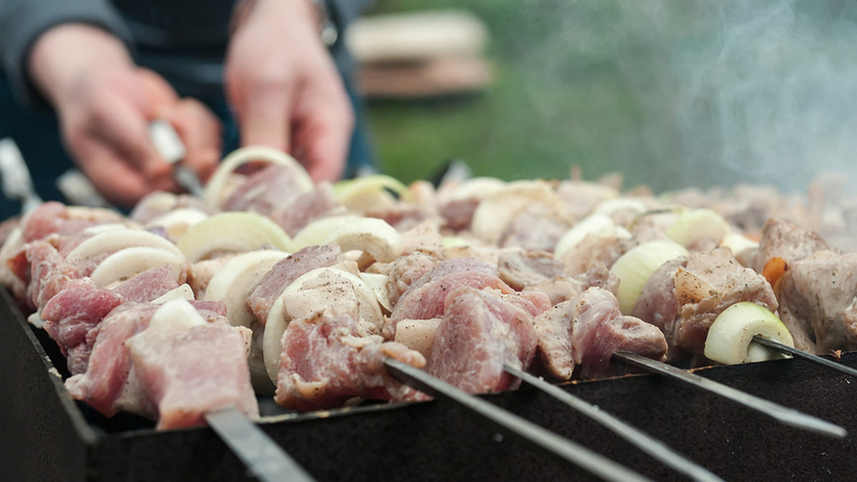 Традиционное загородное лакомство может запросто обернуться кишечным отравлением