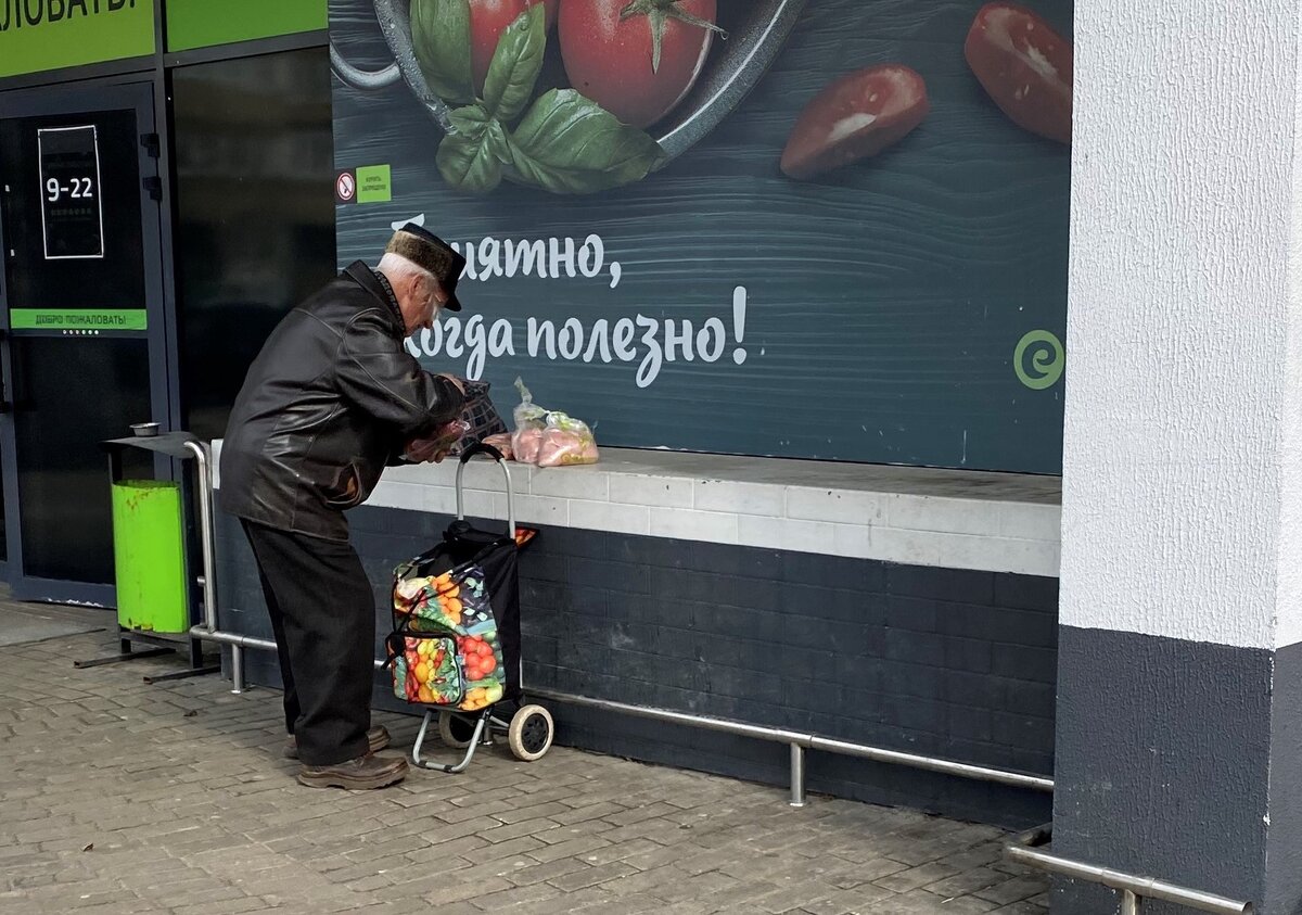 Нищих в Беларуси мало, но и богатых немного.