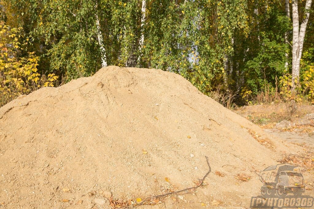 Мраморный отсев очень похож на песок по внешнему виду